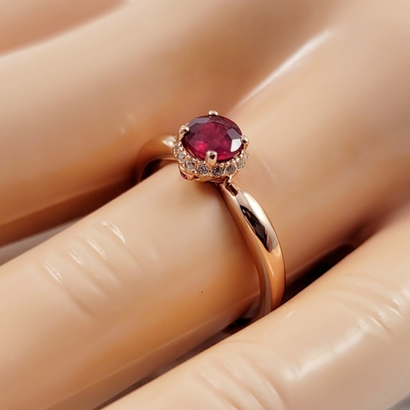 0.65ct Ruby Rose Gold Ring - Picture 3 of 13